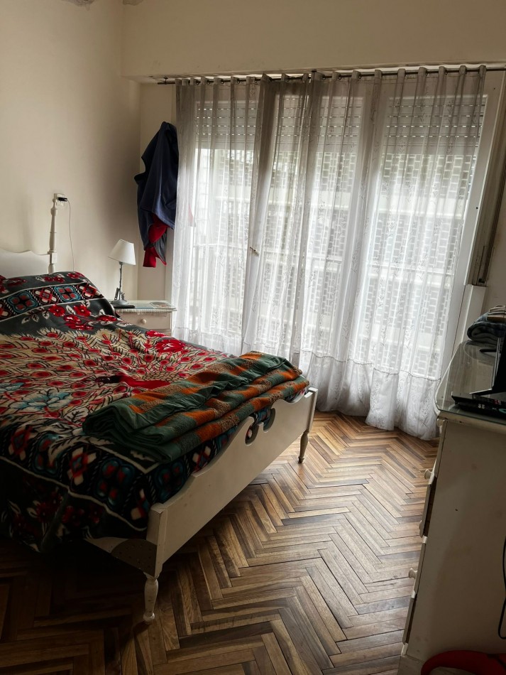 Oportunidad!!! departamento de dos ambientes con balcon y vista al mar en el centro