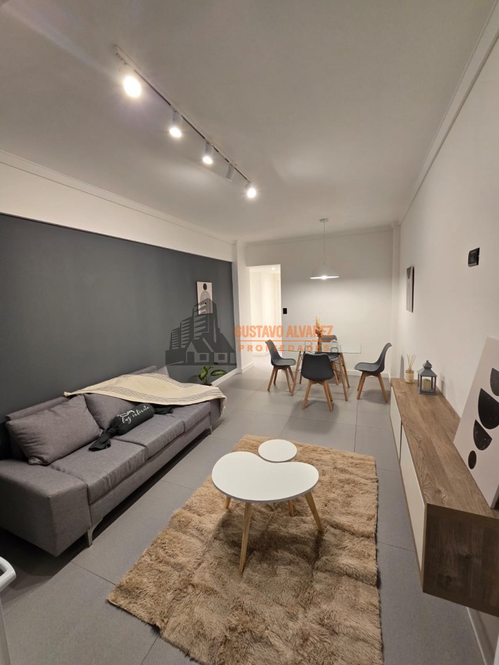 Moderno departamento de 2 ambientes con balcon a la calle 