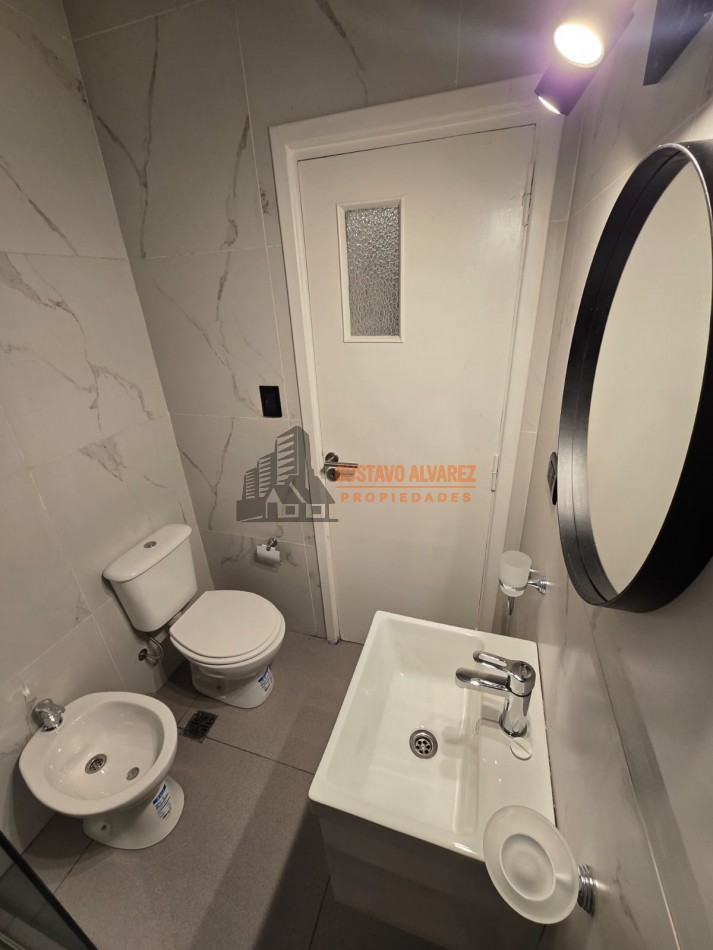 Moderno departamento de 2 ambientes con balcon a la calle 