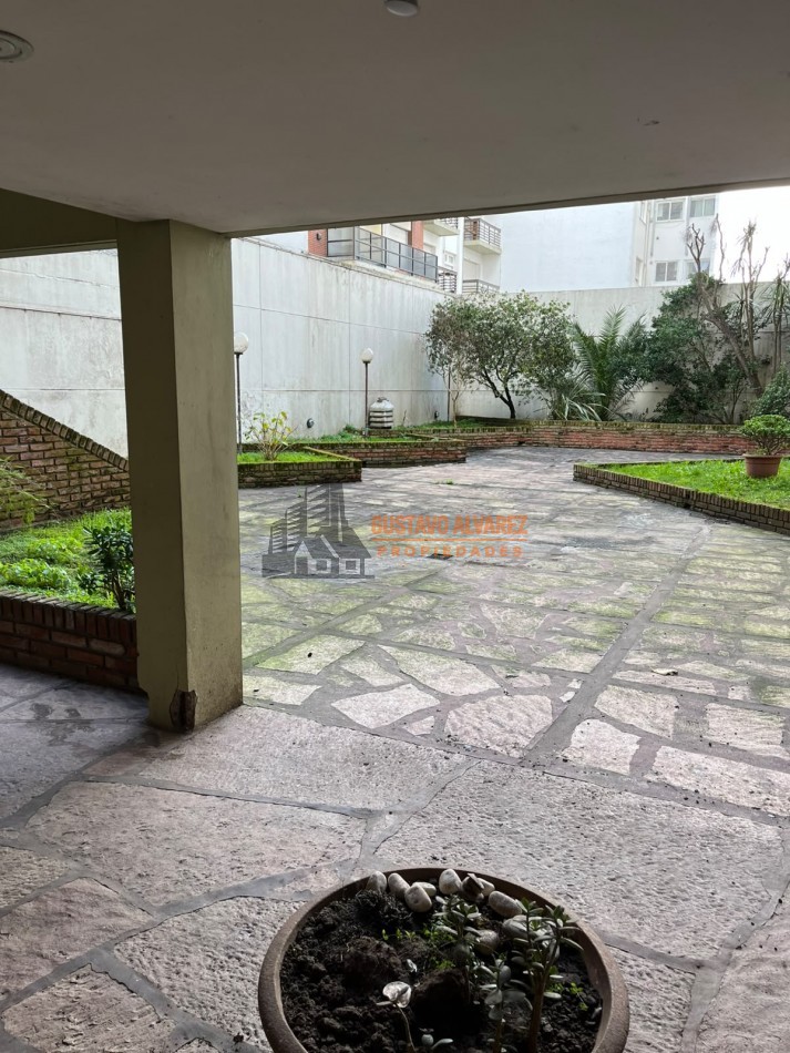 Propiedad tipo chalet sobre la terraza del edificio