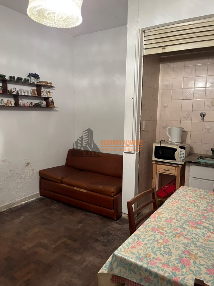 Oportunidad!!! Departamento de dos ambientes en el centro 