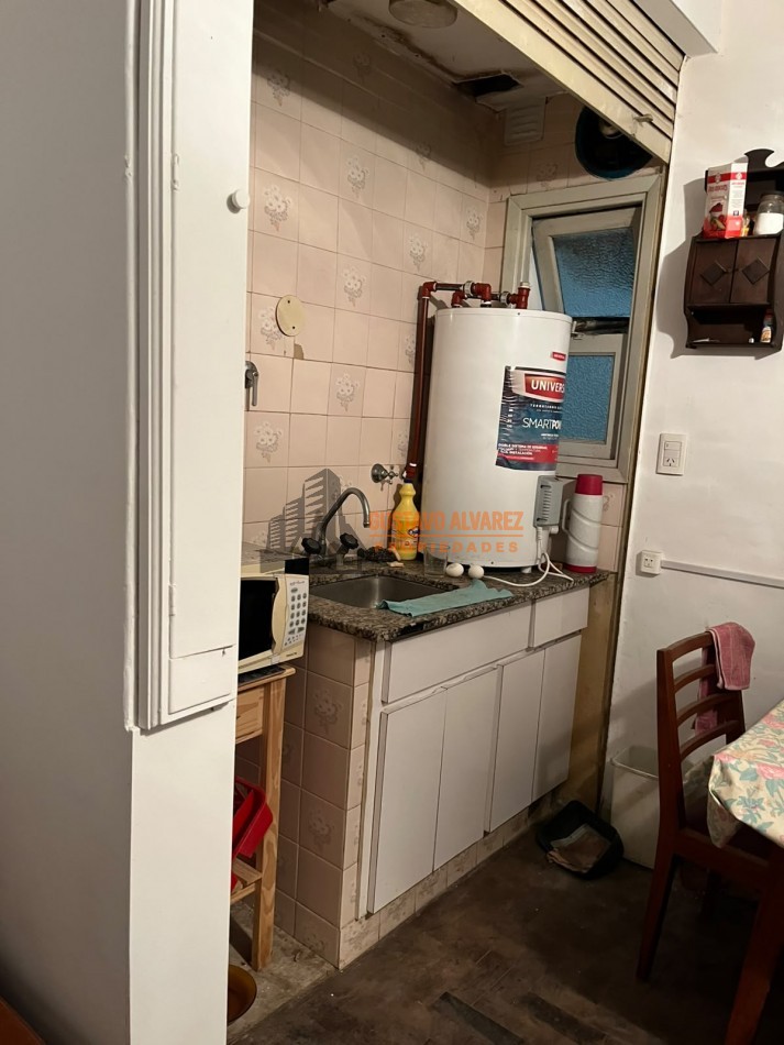 Oportunidad!!! Departamento de dos ambientes en el centro 